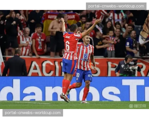 西甲:巴塞罗那3-3战平马竞,莱万补时绝平 西甲:巴塞罗那3-3战平马竞,莱万补时绝平